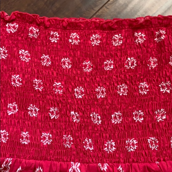 Hot Pink Romper with white pattern - Picture 3 of 6